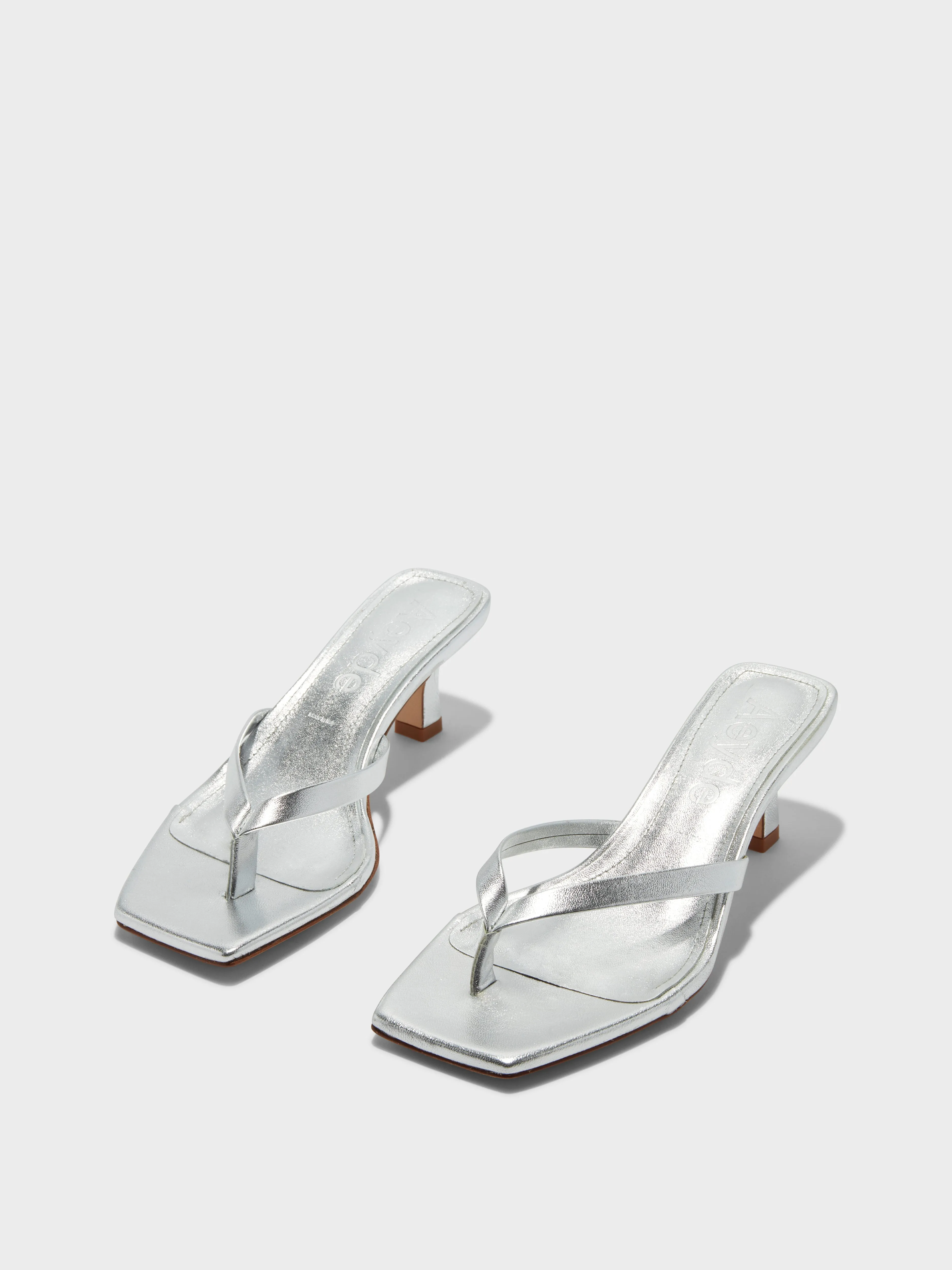 Wilma Leather Toe-Post Sandals